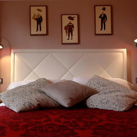 Bed & Breakfast Relais Montemaggiore 4*