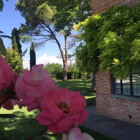 Relais Montemaggiore Bed & Breakfast