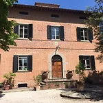 Relais Montemaggiore Couette-café Bettolle