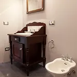 Relais Montemaggiore Couette-café 3*