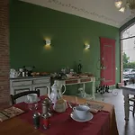 Relais Montemaggiore Couette-café Bettolle
