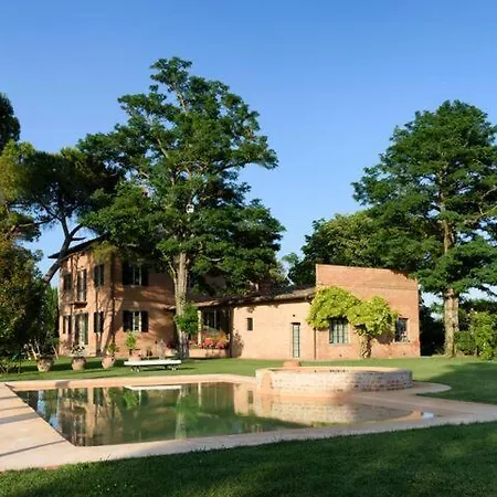 Relais Montemaggiore Bed & Breakfast Bettolle