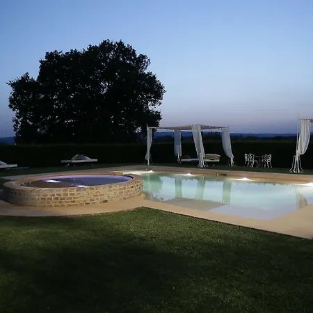 Oda ve Kahvaltı Relais Montemaggiore