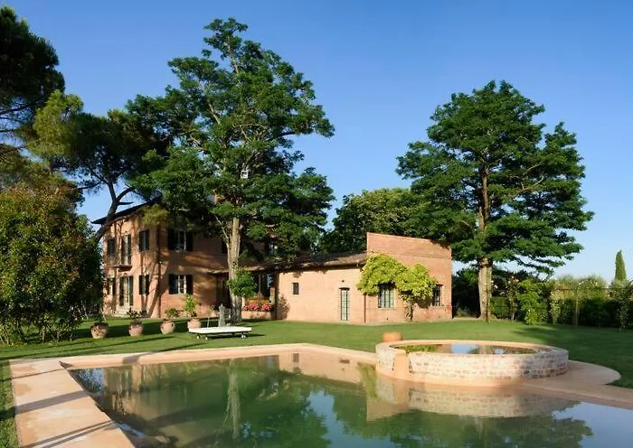 Oda ve Kahvaltı Relais Montemaggiore 4*