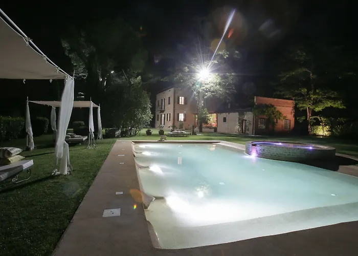 Oda ve Kahvaltı Relais Montemaggiore 4*